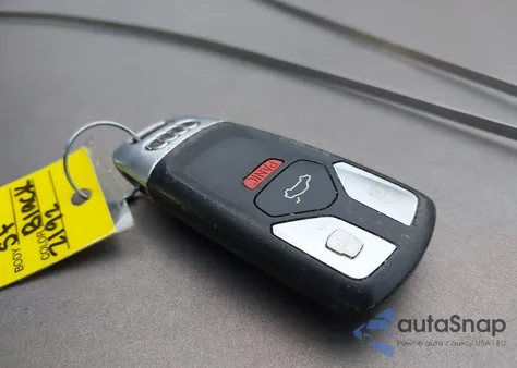 2017 Audi A4 2.0T Premium из США, поврежденный, VIN WAUANAF4XHN069635